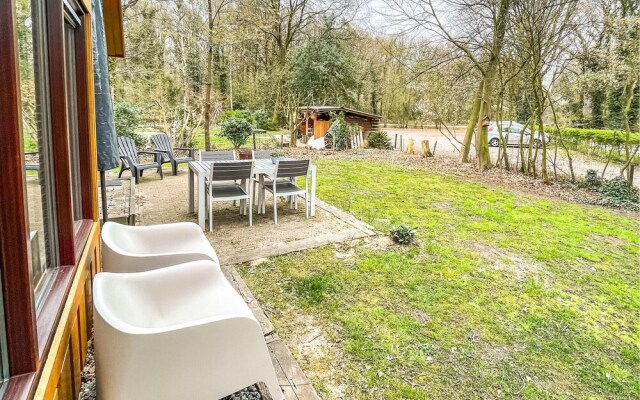 Amazing Home in Dwingeloo With Wifi and 2 Bedrooms