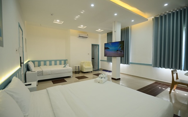 A Hotel – Guest Rooms – Da Nang
