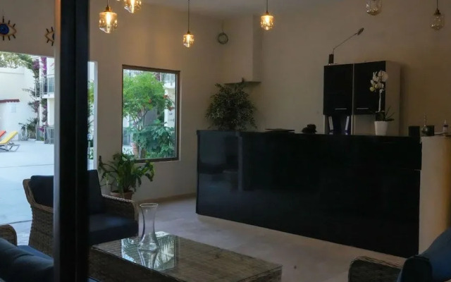 Zuzuu Beach Hotel