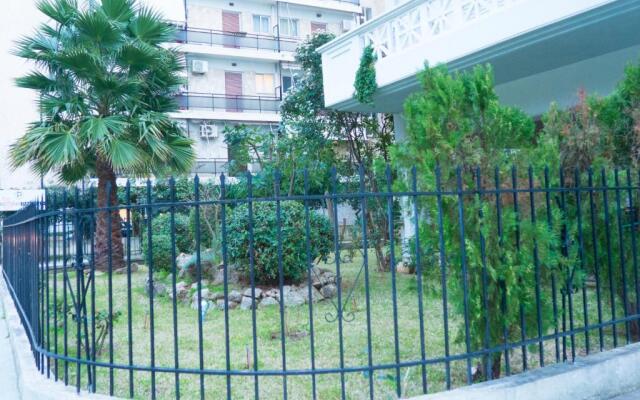 Apartment 50m from sea!