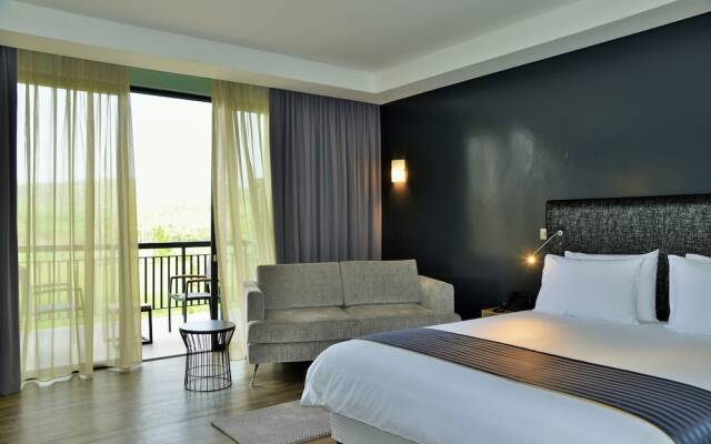 Mantis EPIC Hotel & Suites