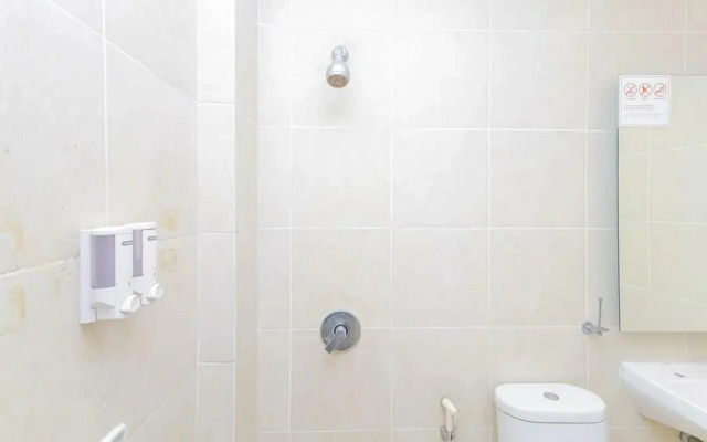 RedDoorz Plus @ Riverside Malang