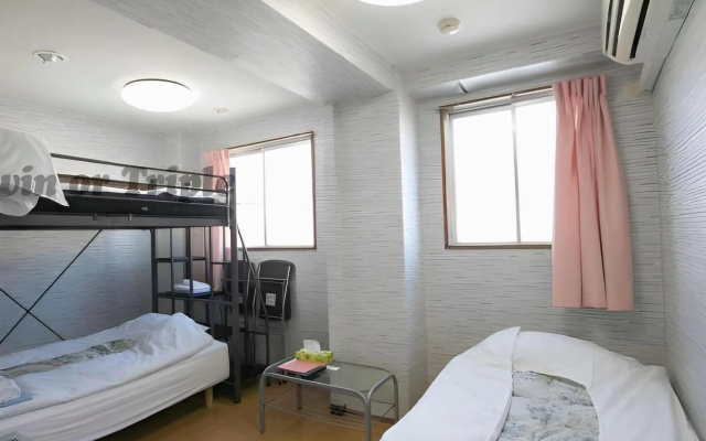 Hotel Raizan South – Guest Rooms – Osaka