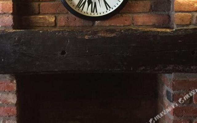 The Corners Inn
