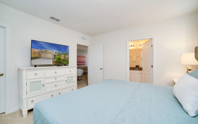 5 Bdrm Solterra New Home