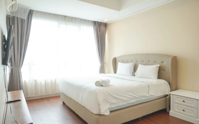 Spacious And Nice 3Br At Essence Dharmawangsa Apartment