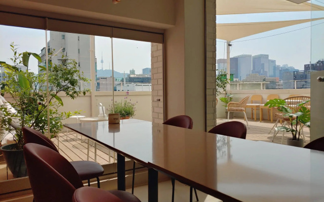 Tong Tong Petit Hotel