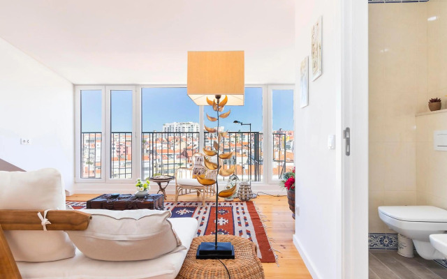 Lusitano Top Floor Apartment