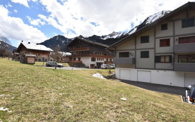 Mod Apartment in La Chapelle-d'Abondance with Mountain View