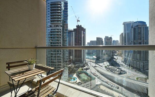 BBL - Stylish 1BR with balcony in Marina