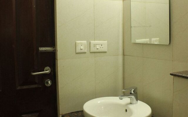 OYO Home 9166 Studio with Pool near Baga