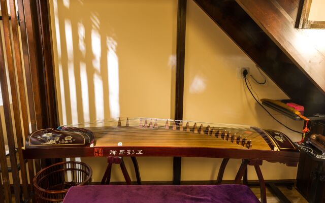 Hangzhou Lingyin No.53 Zen House