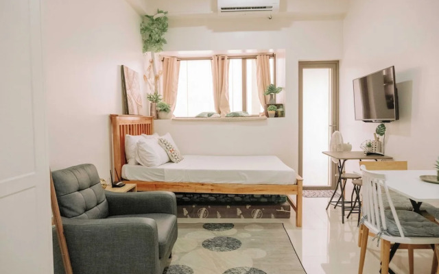 Tropical Bliss in the Metro