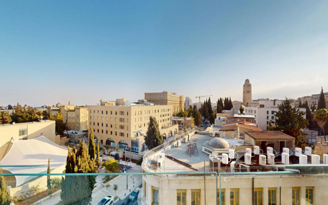 *King David Residences*2 Bd*Pool/Gym/Parking*
