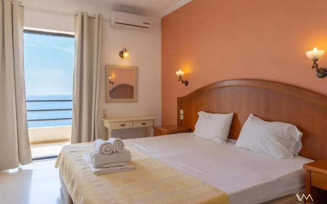 Arilla Beach Hotel