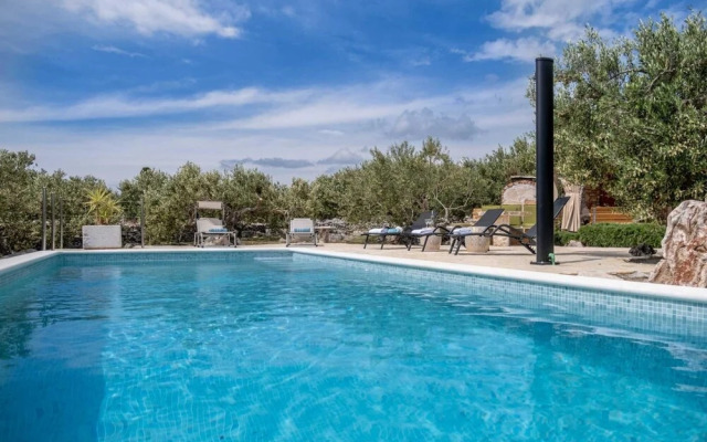 Casa del Sole CFH in Sutivan