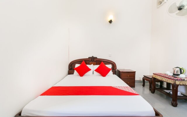 OYO 692 Trang Pham Hostel