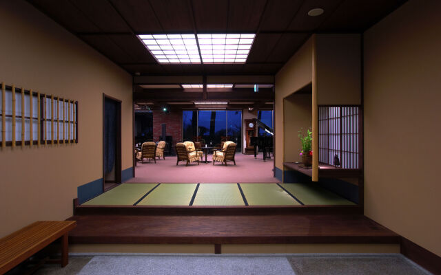Hamachiyokan