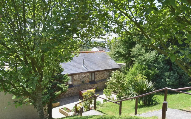 Oak Barn
