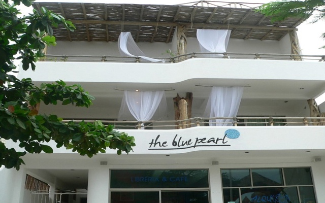 The Blue Pearl Suites