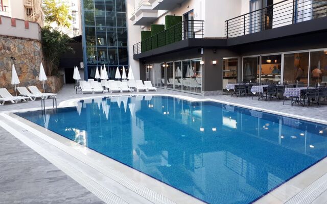 Ramira City Hotel - Adults Only