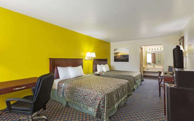 Days Inn by Wyndham Delta