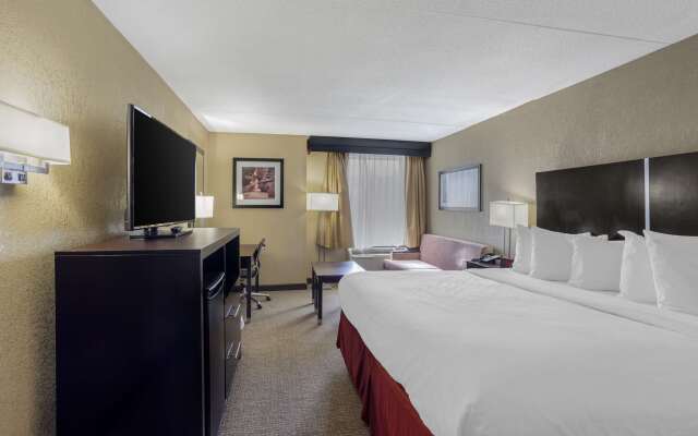 Best Western Harrisburg North Hotel