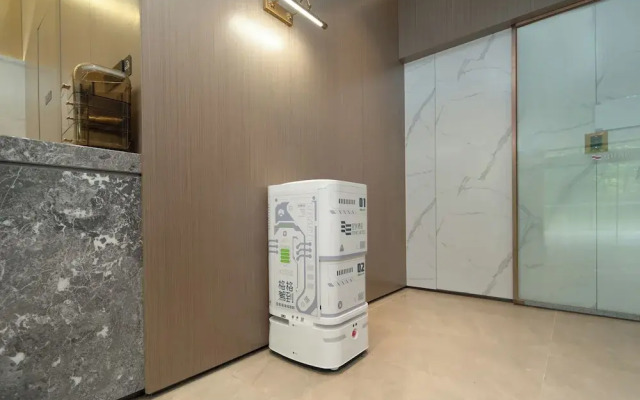 ECHIC Mercure (Guangzhou Baoneng Performing Arts Center Luogang Wanda Plaza)