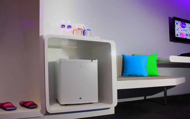 Berry Glee Thematic Hotel