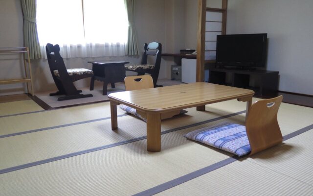 Hotel White Inn Kitashiga