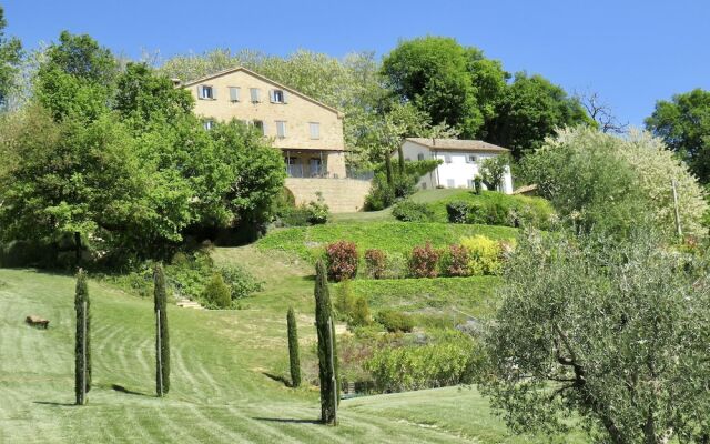 La Giravolta Country House