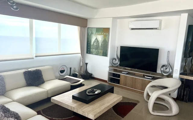 Palmetto Penthouse Deluxe Beautiful View and Sunset Floor 39 - Apartment in Cartagena - Photo 2