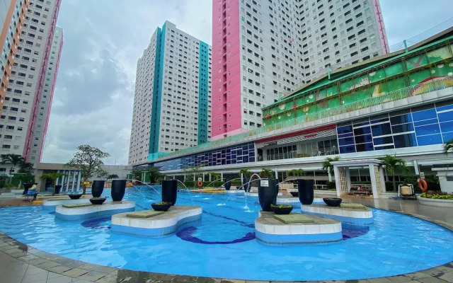 Good and Warm 2BR at Green Pramuka City Apartment