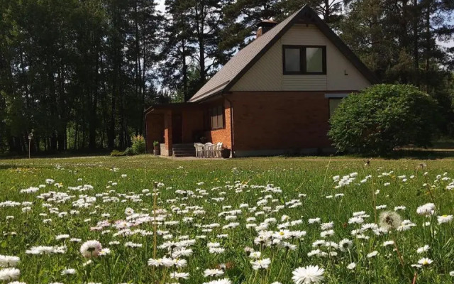 Petronių sodyba