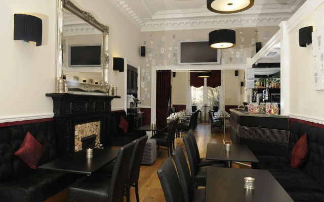 West End Hotel - Hostel