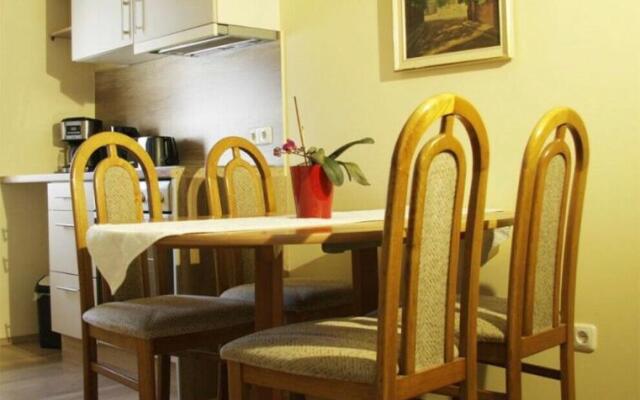 Ferienwohnung Mit Balkon in Schmolln