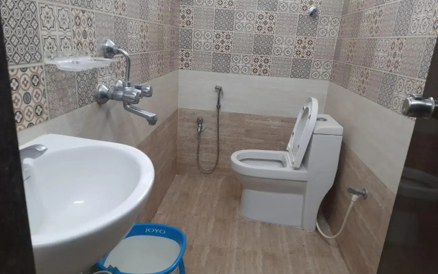 Madhuram Residency Lodge