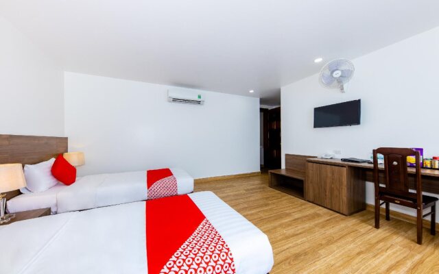 Homey Hotel