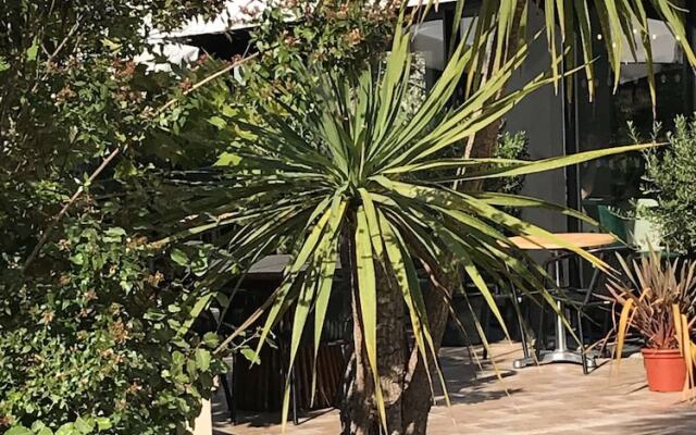 Kyriad Marseille - Les Pennes Mirabeau Aéroport