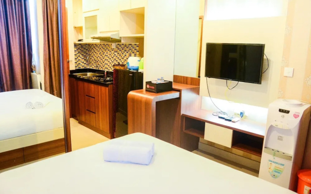 Comfortable Studio near Salemba Area at Capitol Park Apartment By Travelio – Guest Rooms – Jakarta