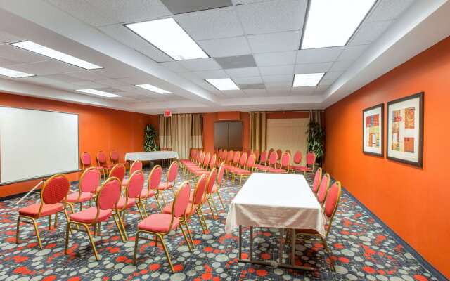 Comfort Suites Locust Grove Atlanta South