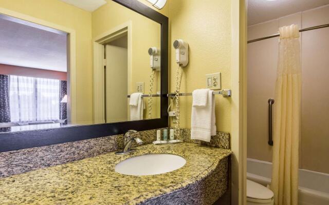 Quality Inn & Suites Baton Rouge West – Port Allen