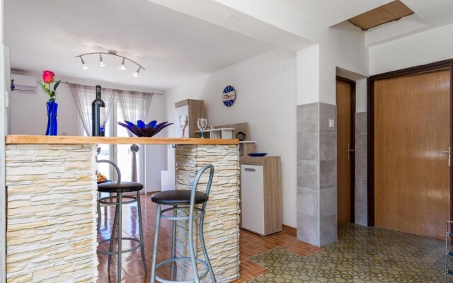 Amazing Apartment in Banjol With 2 Bedrooms and Wifi