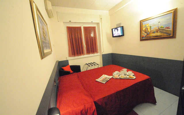 Hotel Tirreno