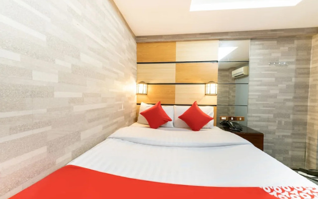 OYO 191 Paradise Apartelle