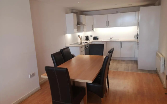 Glasgow Central Riverview Luxury Apartment (Sleeps upto 8)