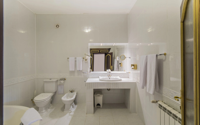 Hotel Aurelius Imparatul Romanilor