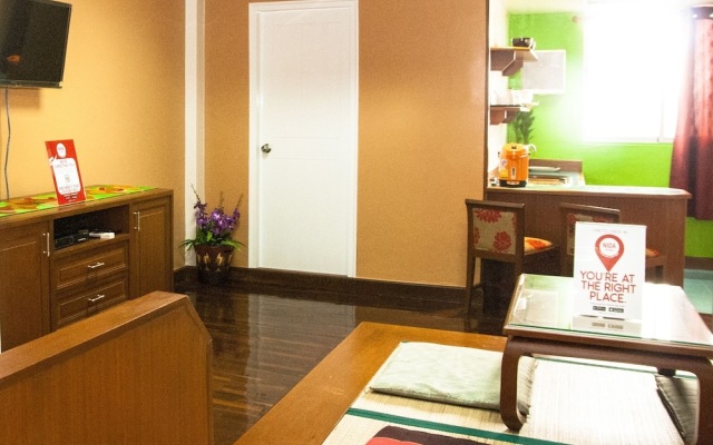 NIDA Rooms Sathorn 170 Embassy