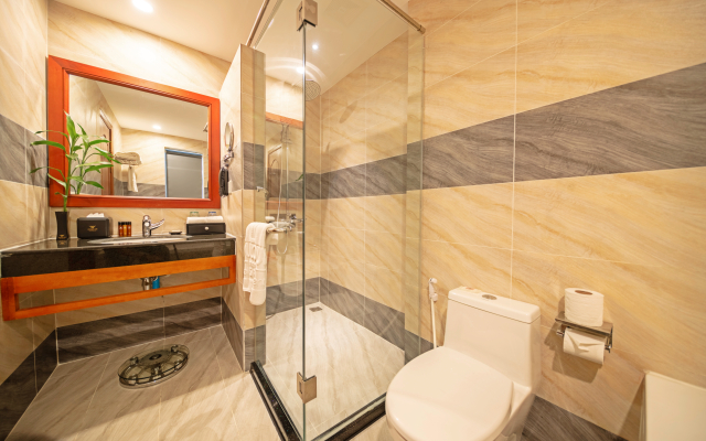 Poulo Wai Hotel and Apartment