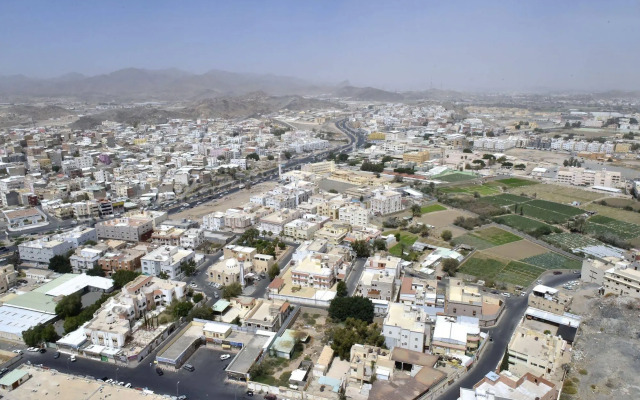 Awaliv International Hotel